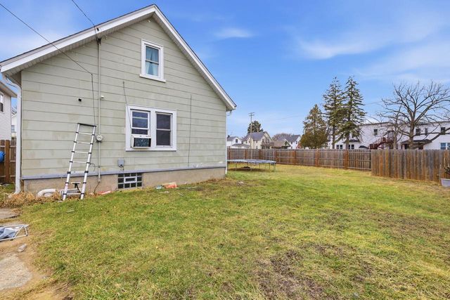 4005 14th AVENUE, Kenosha, WI 53140