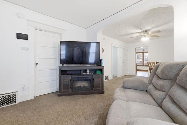 4005 14th AVENUE, Kenosha, WI 53140