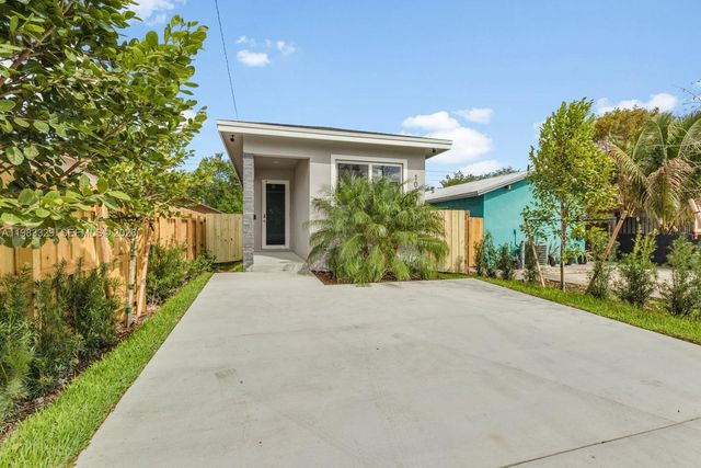 1028 NW 8th Ave, Fort Lauderdale, FL 33311