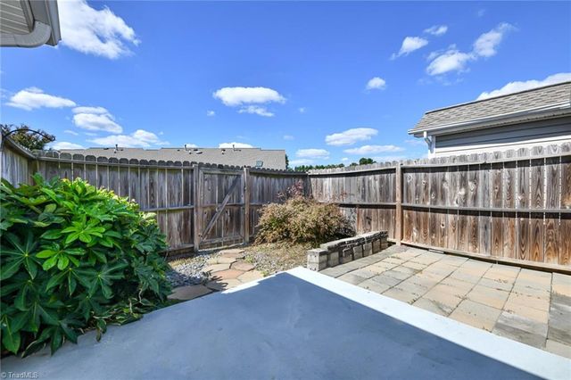 104 Gordon Terrace Road, Kernersville, NC 27284