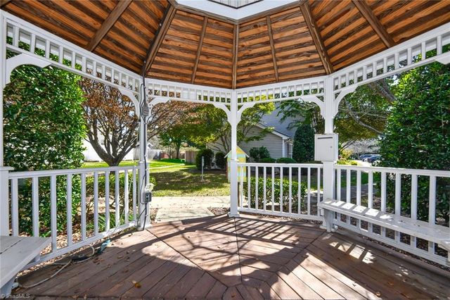 104 Gordon Terrace Road, Kernersville, NC 27284