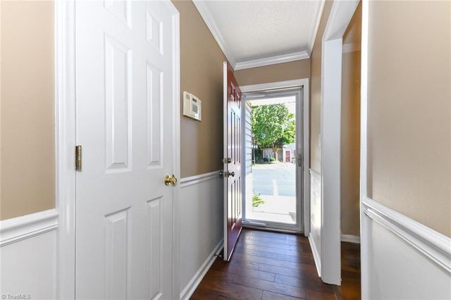 104 Gordon Terrace Road, Kernersville, NC 27284