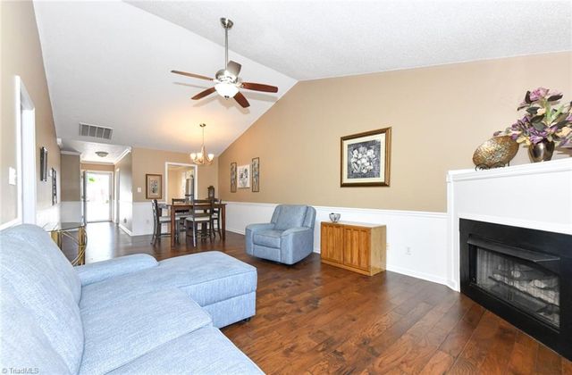 104 Gordon Terrace Road, Kernersville, NC 27284