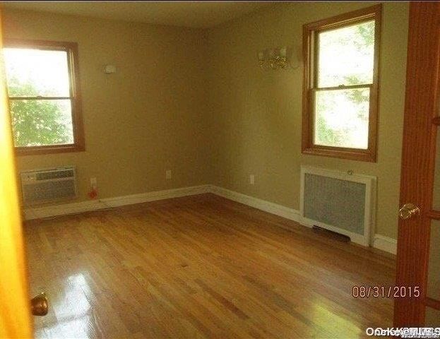6 Dawes Avenue, Syosset, NY 11791
