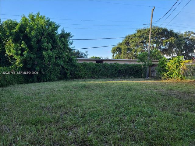 2581 NW 13th Ct, Fort Lauderdale, FL 33311