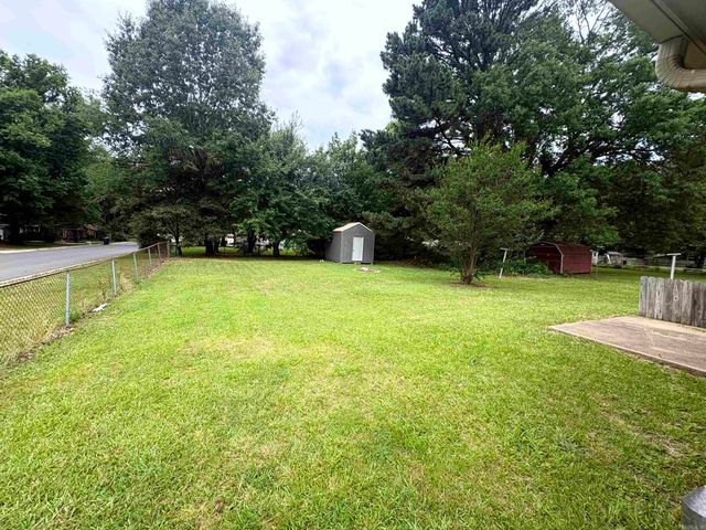 11 Meadowlark Drive, Cabot, AR 72023