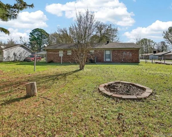 11 Meadowlark Drive, Cabot, AR 72023