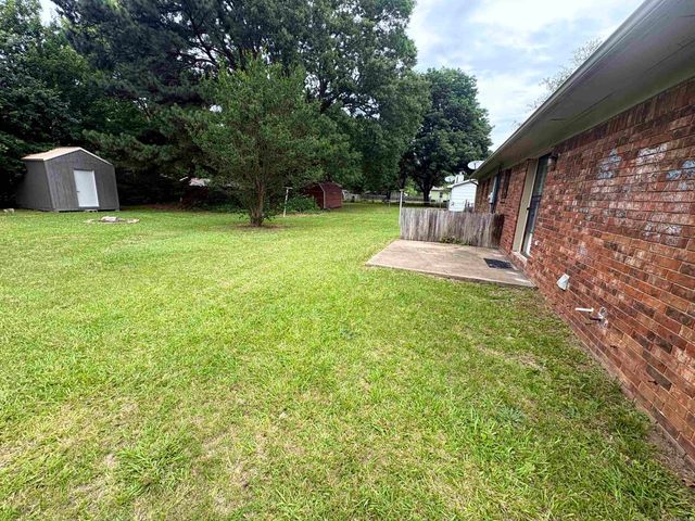 11 Meadowlark Drive, Cabot, AR 72023