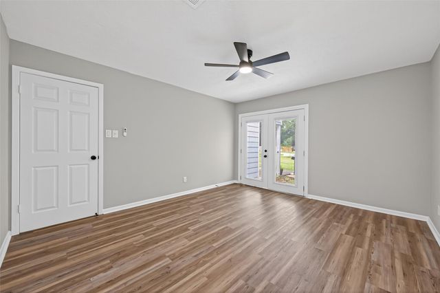 12079 Maverick Drive, Willis, TX 77378