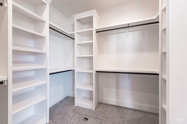 400 S Diesel Way, Boise, ID 83716