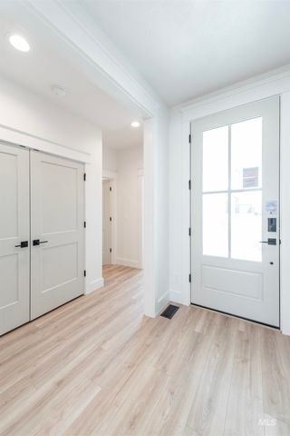 400 S Diesel Way, Boise, ID 83716