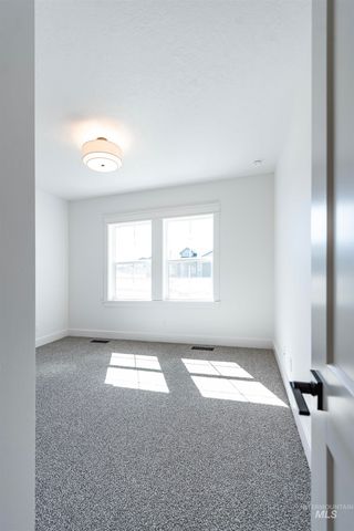 400 S Diesel Way, Boise, ID 83716