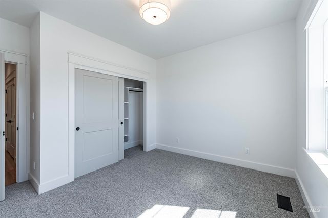 400 S Diesel Way, Boise, ID 83716