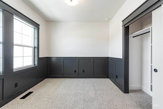 400 S Diesel Way, Boise, ID 83716