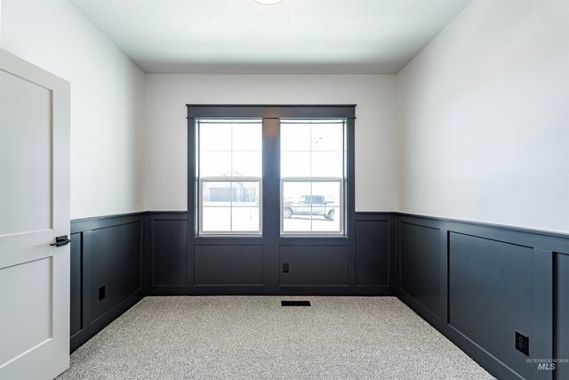 400 S Diesel Way, Boise, ID 83716