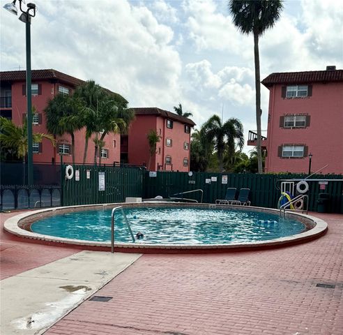 610 Tennis Club Dr 408, Fort Lauderdale, FL 33311
