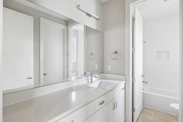 227 Oceola Ave Apt 6, Nashville, TN 37209