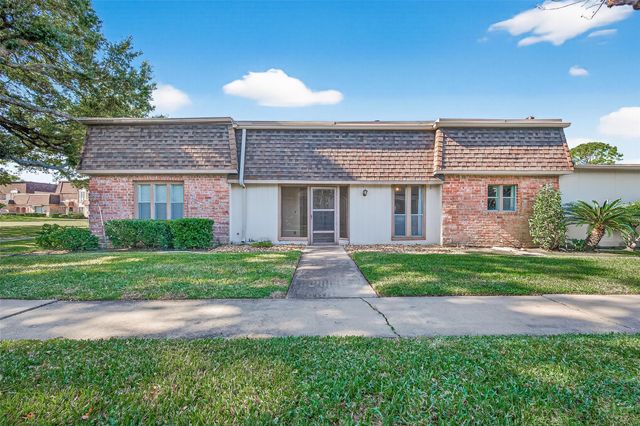 2819 Camelot Lane, Missouri City, TX 77459