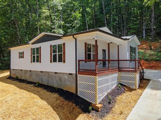 171 N DALE Street, Calhoun, GA 30701