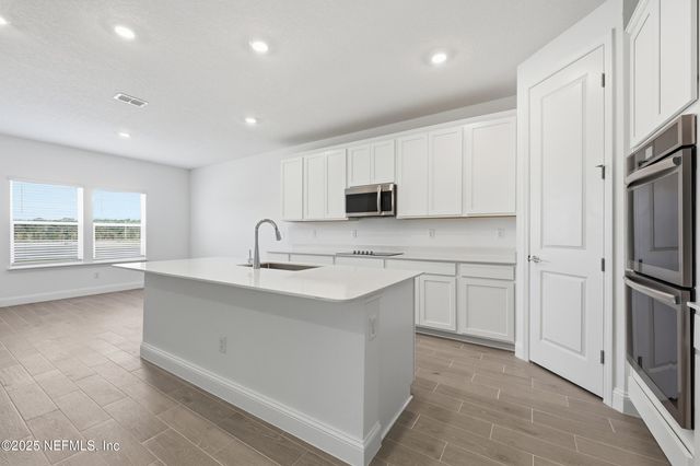 2761 FIRELIGHT Lane, Green Cove Springs, FL 32043