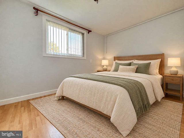 10406 CONOVER, Silver Spring, MD 20902