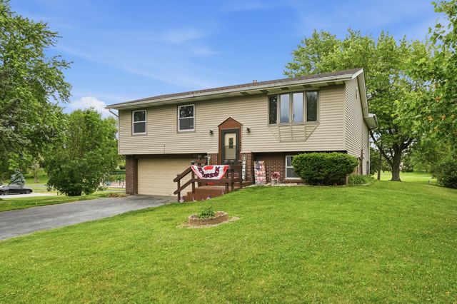 4066 Kingsway Drive, Crown Point, IN 46307