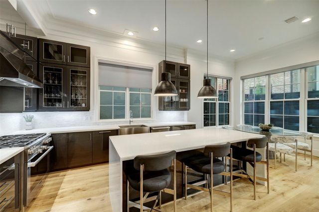 1147 Castellina Lane, Houston, TX 77055