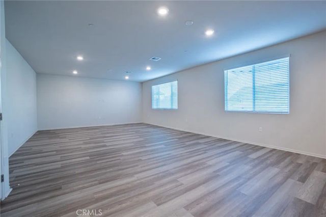 19508 Hanging Rock Rd., Lake Elsinore, CA 92532