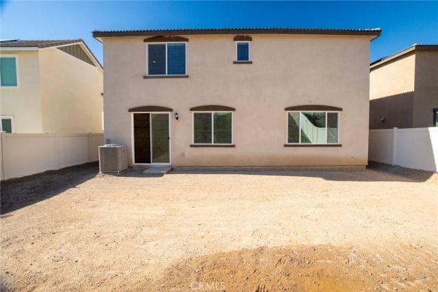 19508 Hanging Rock Rd., Lake Elsinore, CA 92532