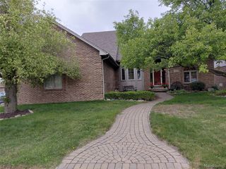 15507 White Oak, Fraser, MI 48026