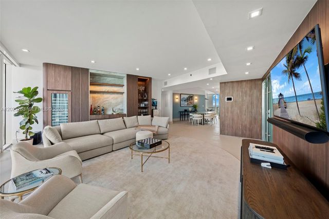 1000 S Pointe Dr 2803, Miami Beach, FL 33139
