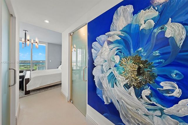 1000 S Pointe Dr 2803, Miami Beach, FL 33139