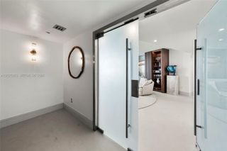 1000 S Pointe Dr 2803, Miami Beach, FL 33139