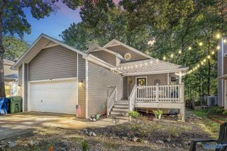 504 Carrsbrook Road SE, Huntsville, AL 35803