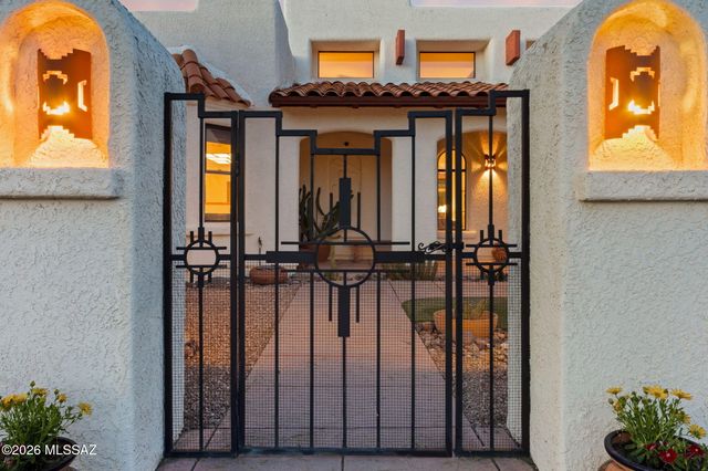 12241 E 8th Street, Tucson, AZ 85748