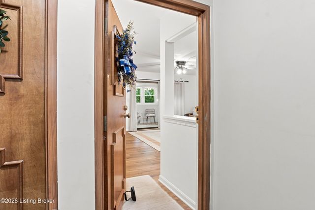 818 Washburn Ave 6, Louisville, KY 40222