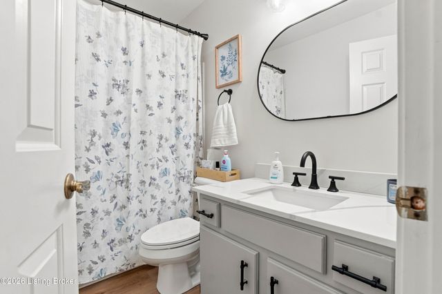 818 Washburn Ave 6, Louisville, KY 40222