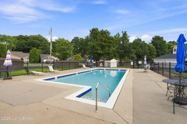 818 Washburn Ave 6, Louisville, KY 40222