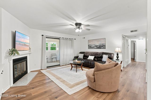 818 Washburn Ave 6, Louisville, KY 40222