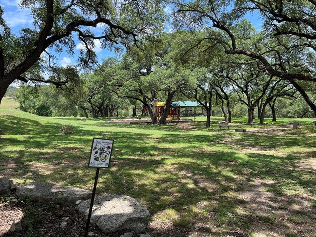 400 Sonora DR, Bertram, TX 78605