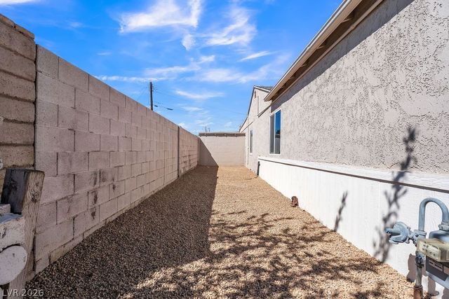 472 National Street, Henderson, NV 89015