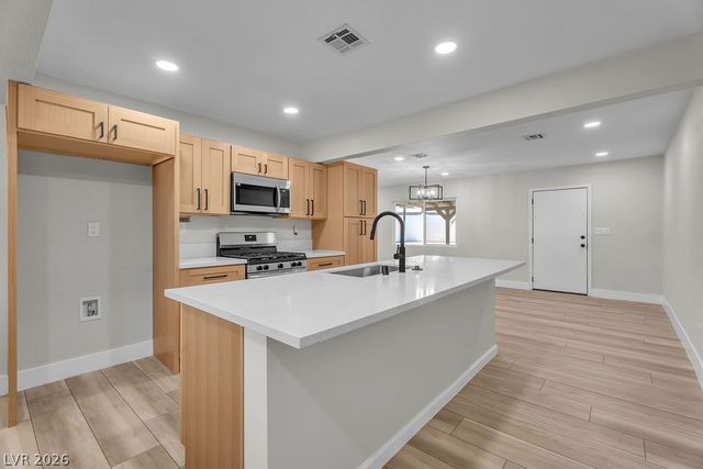 472 National Street, Henderson, NV 89015