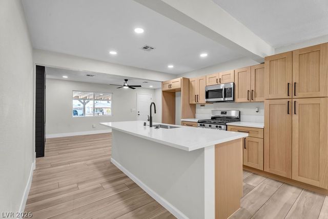 472 National Street, Henderson, NV 89015
