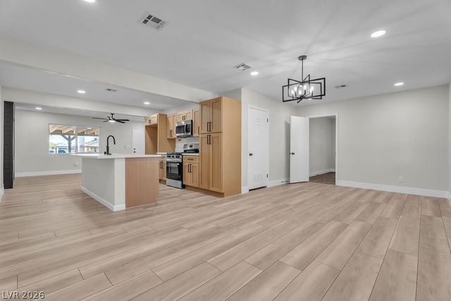 472 National Street, Henderson, NV 89015