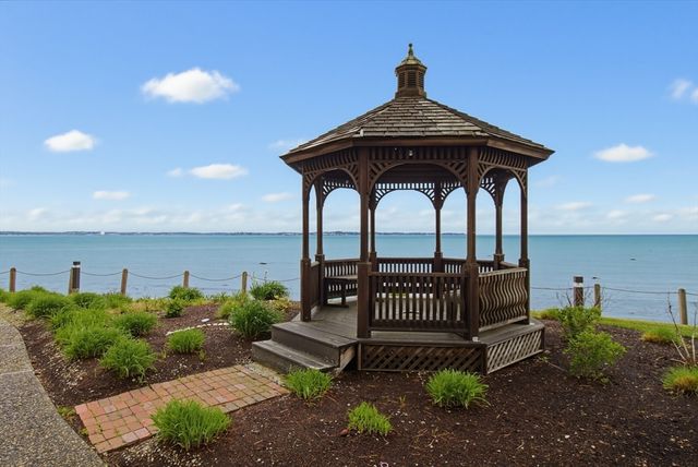 1 Seal Harbor Rd 413, Winthrop, MA 02152