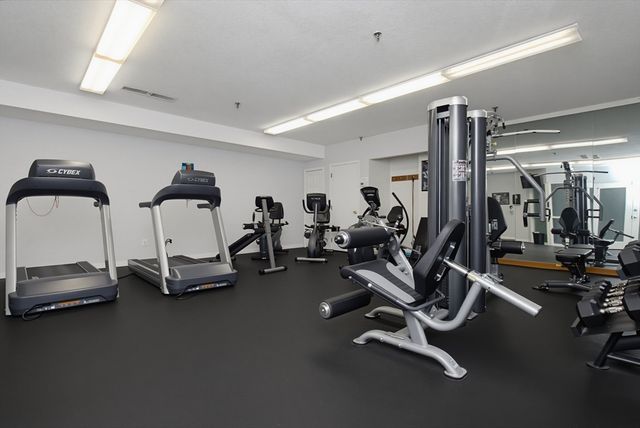 1 Seal Harbor Rd 413, Winthrop, MA 02152