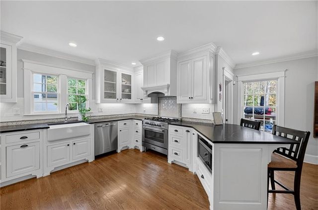 1785 Meadowdale NE Avenue, Atlanta, GA 30306