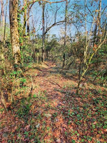 1785 Meadowdale NE Avenue, Atlanta, GA 30306