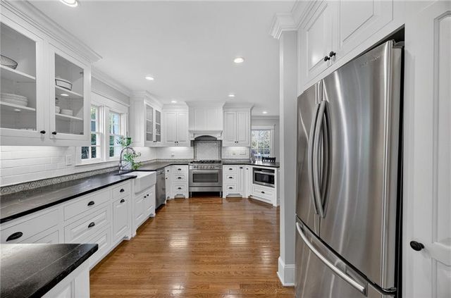 1785 Meadowdale NE Avenue, Atlanta, GA 30306