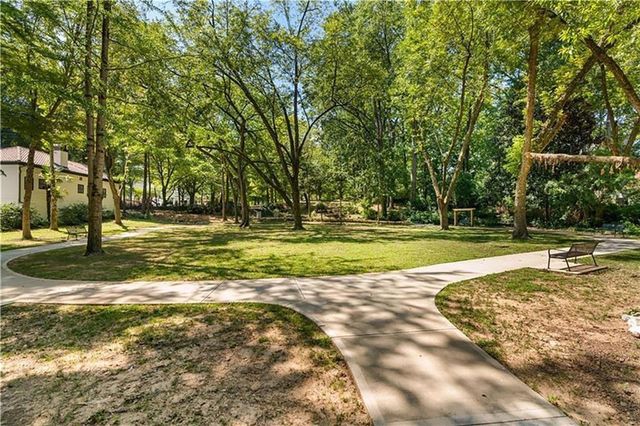 1785 Meadowdale NE Avenue, Atlanta, GA 30306